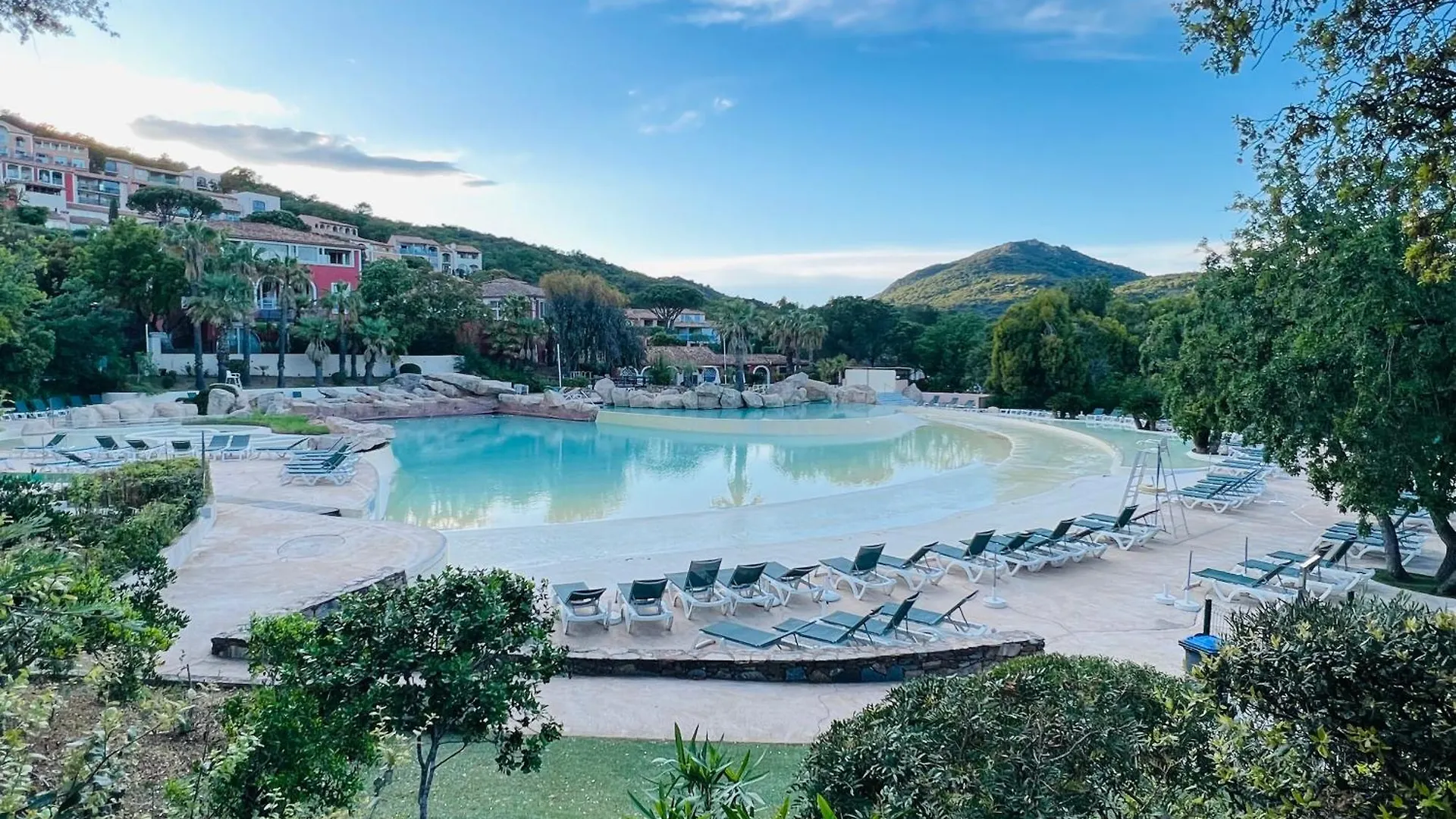 Apartment Appartement 5 Pers. Vue Mer Les Restanques Grimaud