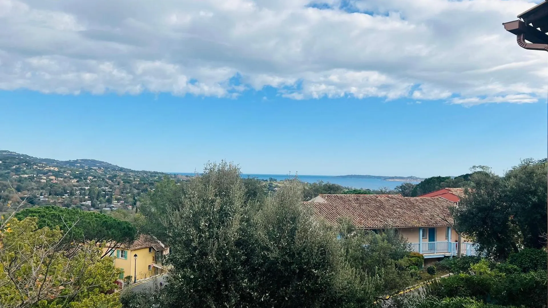 Appartement 5 Pers. Vue Mer Les Restanques Grimaud 0*,  France